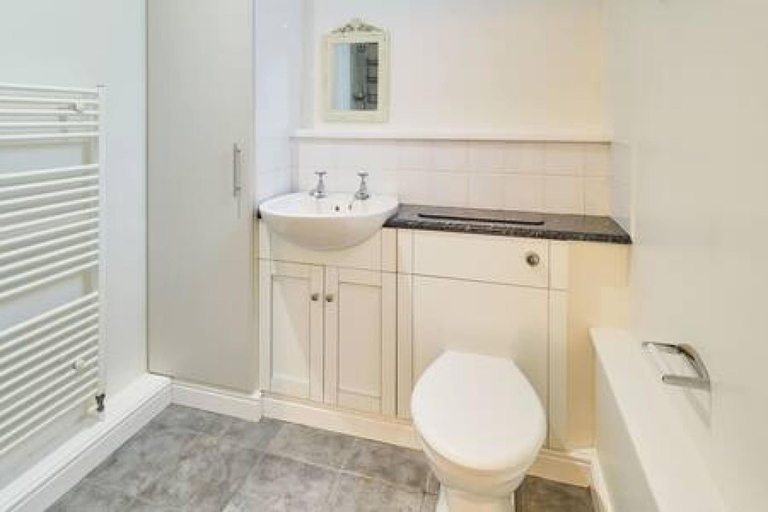 Bathroom, Host Stay Admiral s Rest, Kent