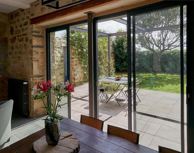 Balcony 3, Comfortable Country Villa, Near Coast, Plougasnou, Finistère