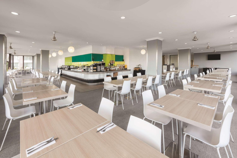 Food & Drinks 3, Vibe Hotel Gold Coast, Gold Coast