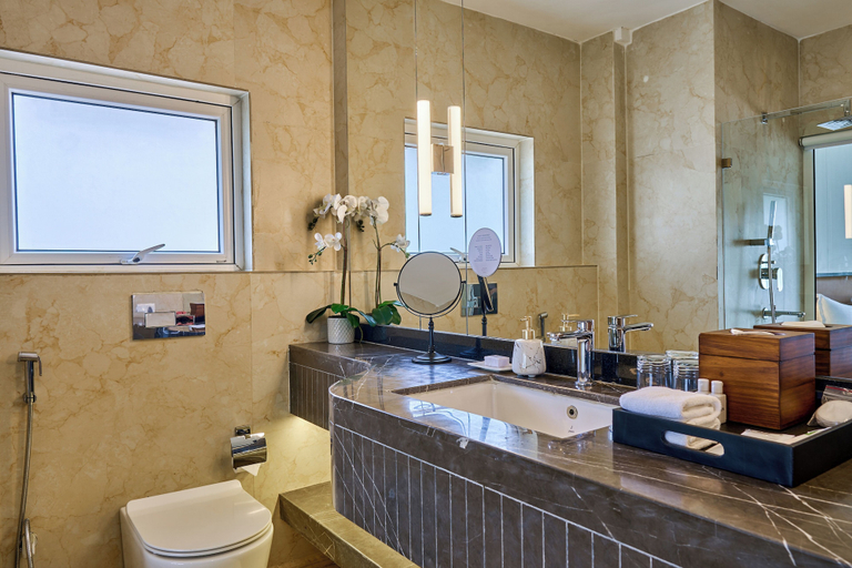 Bathroom 4, SHULEM BOUTIQUE HOTEL, Dimapur