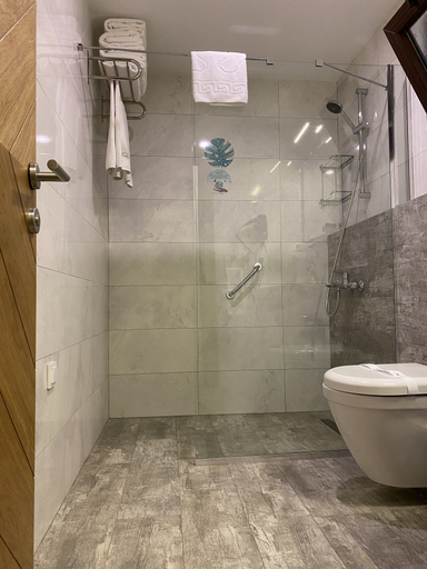 Bathroom 5, Dorman Suites Hotel, Bodrum
