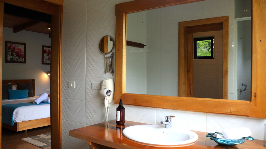 Bathroom 3, Las Terrazas De Dana Boutique Lodge, San Miguel de los Bancos