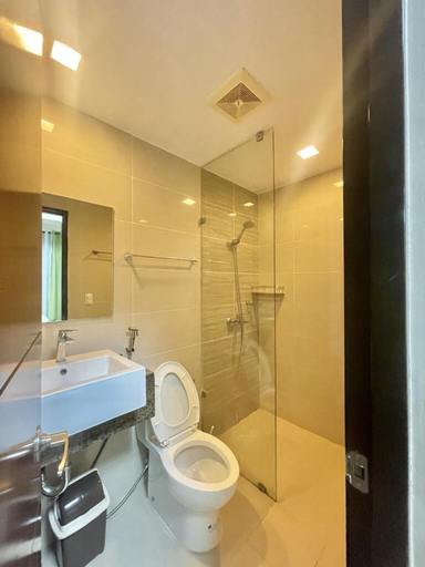 Bathroom, MACTAN NEWTOWN OMP FAMILY ROOM, Lapu-Lapu City