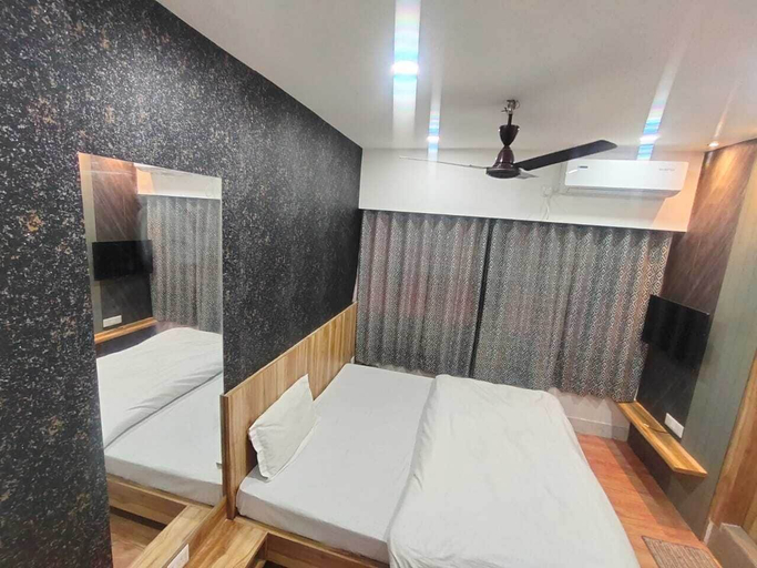 Bedroom 2, THE ROYAL CROWN, Dibrugarh