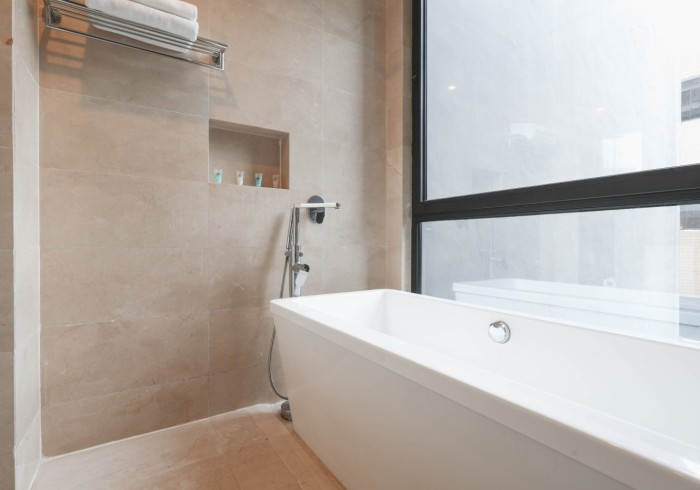 Bathroom 13