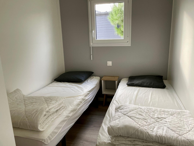 Bedroom 4, Charming ecolodge in a quiet area, heated pool all year Charente-Maritime, Charente-Maritime