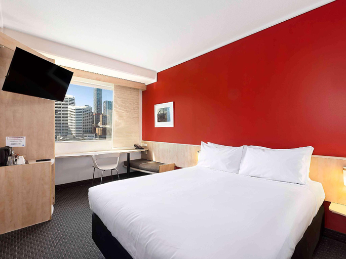 Bedroom 25