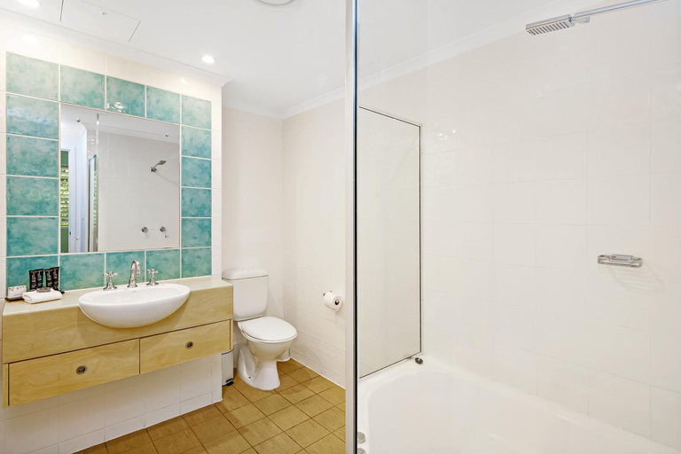 Bathroom 5, Mantra Portsea Port Douglas, Douglas