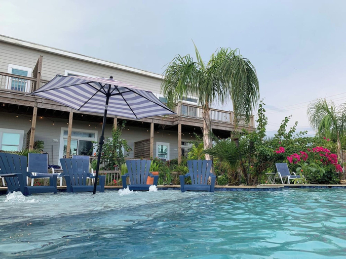 Sport & Beauty 1, GIPH Sunset Suite Near the Pier, Galveston