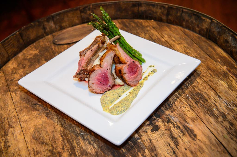 Food & Drinks 4, Crestwood Resort & Spa, Watauga