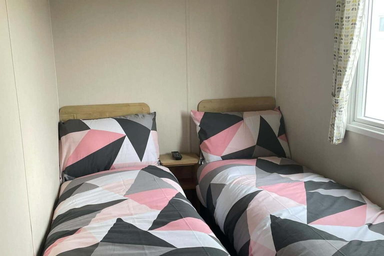 Room 5, Morecambe sea Side Caravan Retreat, Lancashire