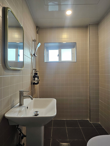Bathroom 5, MIDO Hostel, Seogwipo