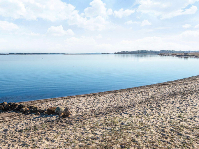 Beach 4, 6 Person Holiday Home in Oster Assels, Morsø