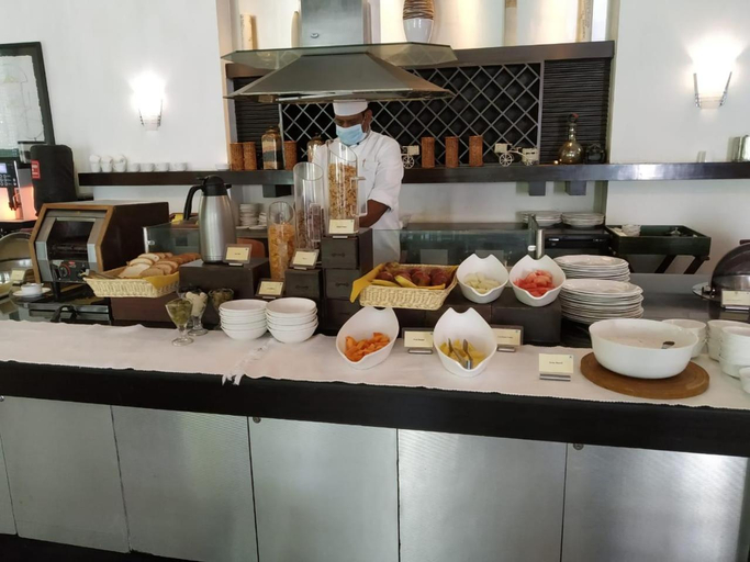 Food & Drinks 5, The Palms Town & Country Club - Resort, Gurgaon
