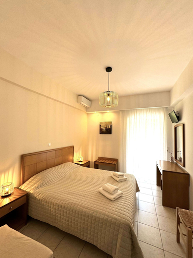 Bedroom 3, Manolis Apartments, Crete