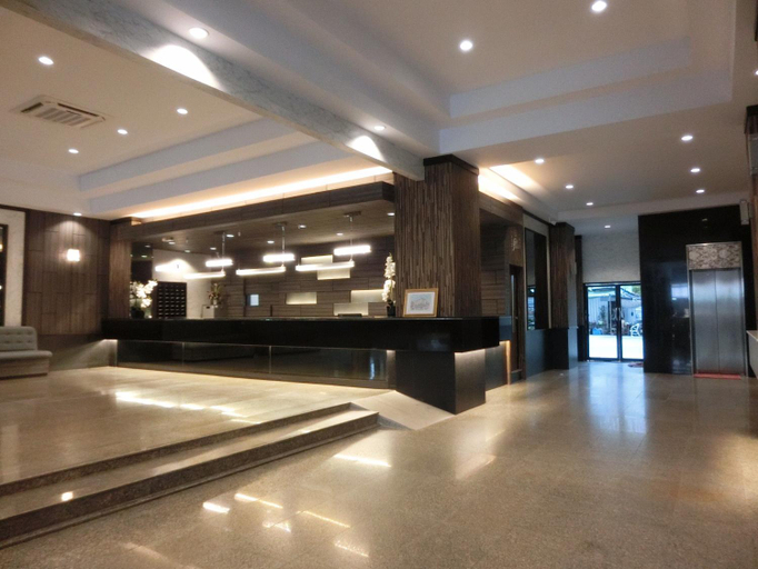 Public Area 4, The Grand Day Night, Pattaya