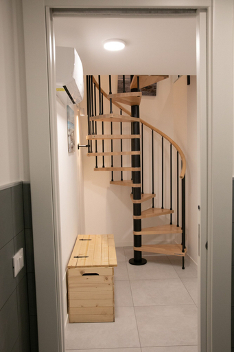 Room 5, A due Passi dal Molo by Wonderful Italy - Duplex, Palermo