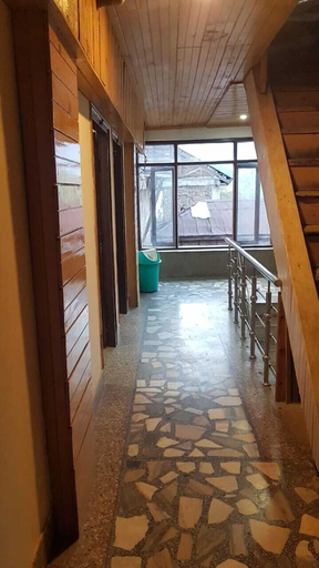 Others 4, Central Hotel, Anantnag