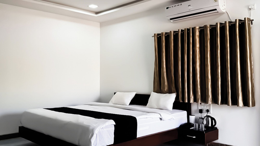Bedroom, Discover Resorts Pali, Raigarh