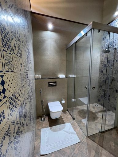 Bathroom 3, Abad Turtle Beach Resort Mararikulam, Alappuzha