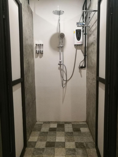 Bathroom 6