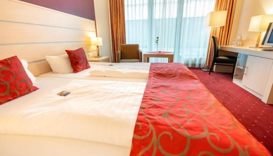 Bedroom 3, Aspire AcarA Oldenburg, Trademark Collection by Wyndham, Oldenburg
