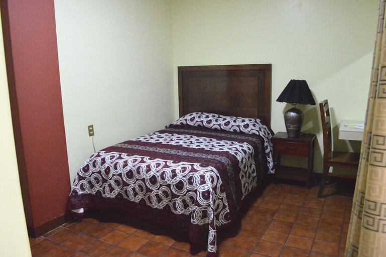 Bedroom 3, Hotel Topacio, San Juan de los Lagos