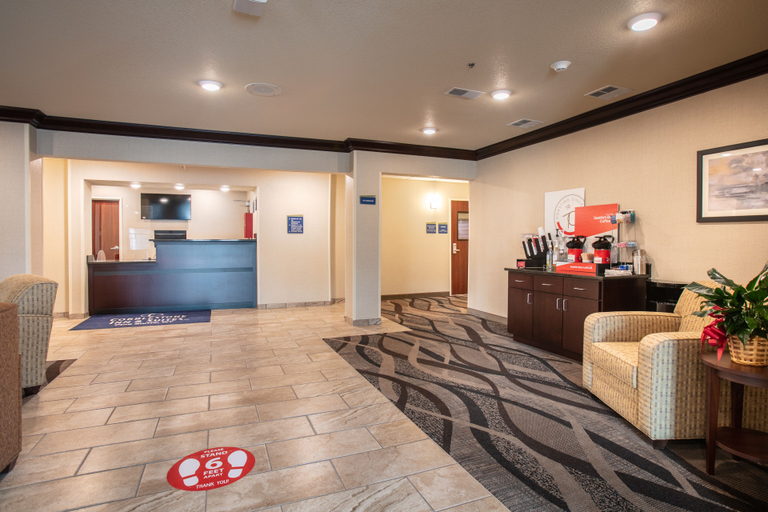 Public Area 2, Cobblestone Inn & Suites - Pine Bluffs, Laramie