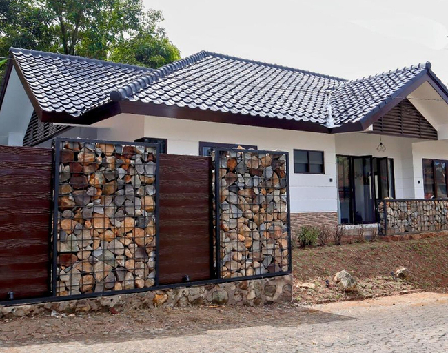 Exterior & Views 2, Sierra By Semusim Villa, Bogor