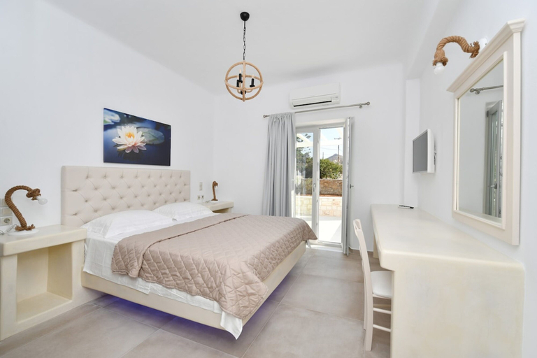 Room 1, Happy 2-bedroom sea View House Pool Jacuzzi, South Aegean