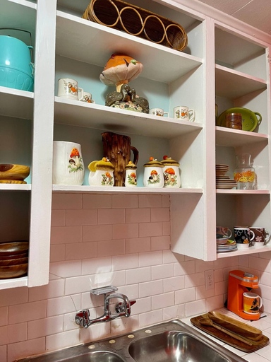 Food & Drinks 4, 1BR Coastal Escape, Galveston