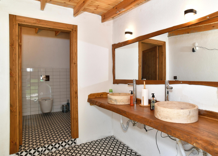 Bathroom 3, Assos Assinos, Ayvacık