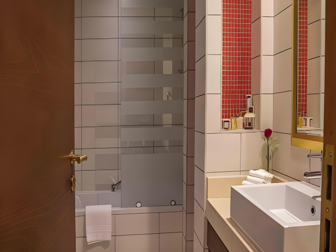 Bathroom 5, Rayan Hotel Sharjah, Sharjah City