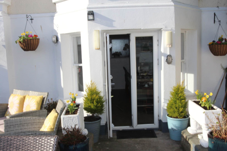 Exterior & Views 2, Bryn-Y-Mor Hotel, Conwy