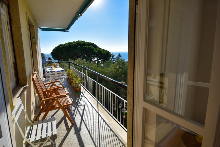 Others 2, Relax Apartment N 5 by Wonderful Italy, Imperia