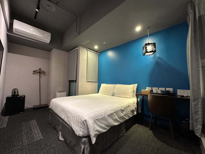 Bedroom 12