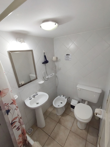 Bathroom 4, Plaza Milenium, San Rafael