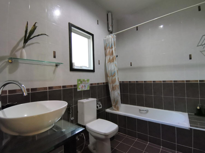 Bathroom 3, Thai Modern Resort & Spa "Newly Renovated" by ZUZU, Phuket Island