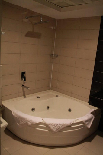 Bathroom 3, Ozpark Hotel, Akşehir