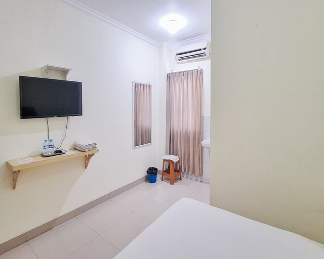 Bedroom 8