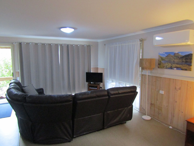 Others 5, The Crays Accommodation, West Coast