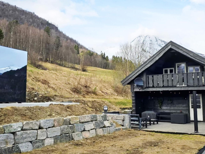Exterior & Views 2, Holiday Home in Valldal, Norddal