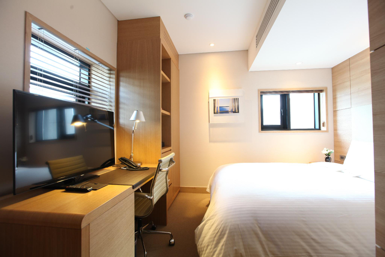 Bedroom 14