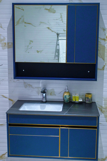 Bathroom, Heartland Hotel, Dangbe West