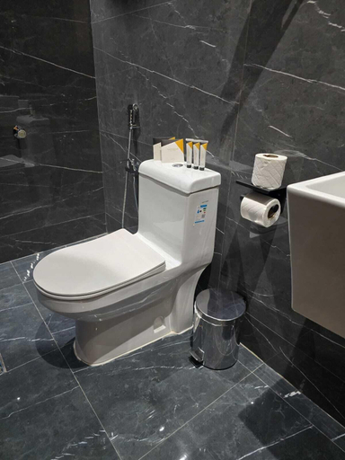 Bathroom 3, Fajr Al Waha Serviced Apartments, Riyadh