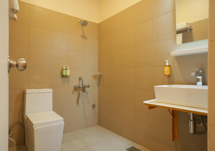 Bathroom 4, Bloom Hotel Koramangala, Bangalore