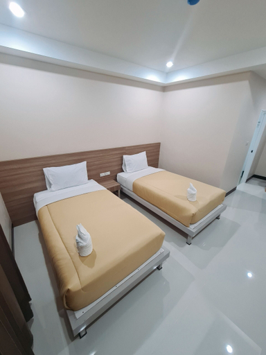 Bedroom 2, Grand Maihom Hotel, Muang Chiang Mai