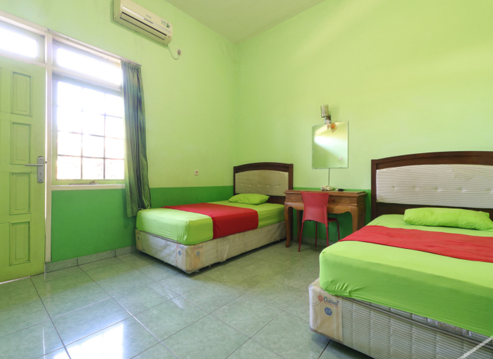 Bedroom 4, Cantik Hotel, Bandung