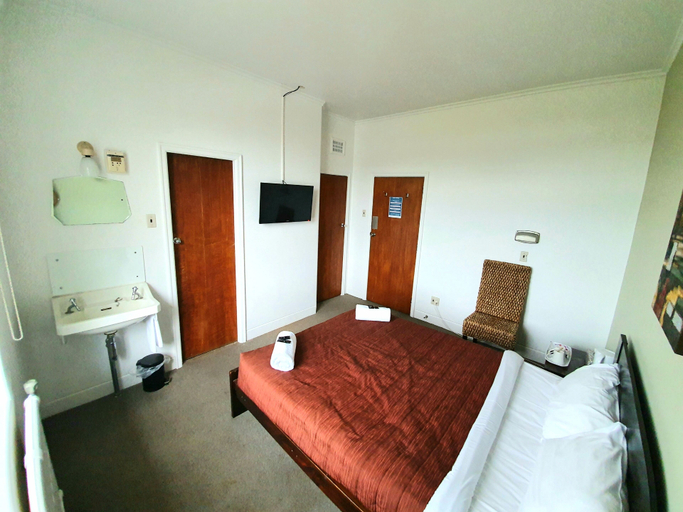 Bedroom 5, Putaruru Hotel, South Waikato