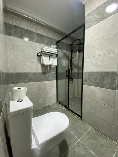 Bathroom 5, pasifik, Çiğli